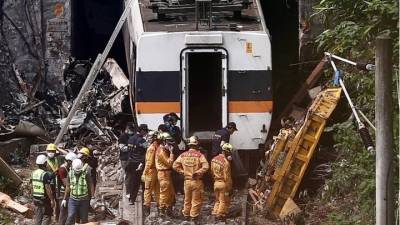 Крушение поезда Taroko Express на Тайване попало на видео - vesti.ru - Москва - Тайвань