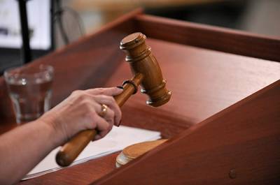 Верховный суд предложил запретить закрытие дел о побоях и клевете по примирению сторон - pnp.ru