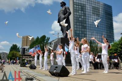 Денис Пушилин - В ДНР приступают к полной отмене комендантского часа - politnavigator.net - Россия - Украина - ДНР - Донбасс