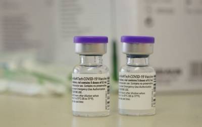 Энтони Фаучи - Вакцины Moderna и Pfizer исследуют на реакции у людей с аллергией - ru.slovoidilo.ua