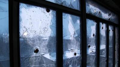 Видео: Киев продолжает перебрасывать тяжелую артиллерию к линии разграничения в Донбассе - 5-tv.ru - Киев - Луганск - Донбасс - Следственный Комитет