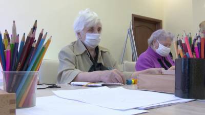 Танцы и рукоделие. В Воронежской области после перерыва заработали «детсады» для пожилых - vestivrn.ru - Воронеж - Воронежская обл.