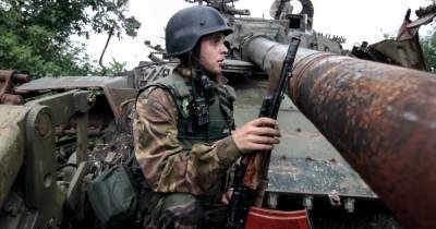 После стягивания Россией войск к границе и усиления обстрелов на Донбассе ТКГ провела экстренную встречу - tsn.ua