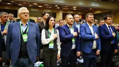 Авто, квартиры и земля: Почти 100 «Слуг народа» прилично разбогатели в коронакризисный год - enovosty.com