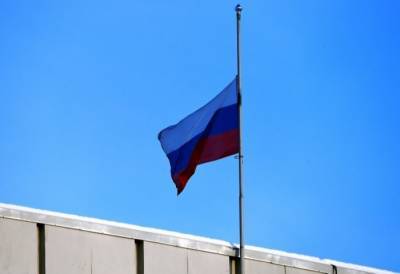 Айсен Николаев - Трехдневный траур по погибшим в крупном пожаре в жилом доме объявлен в Хангаласском районе Якутии - interfax-russia.ru - респ. Саха