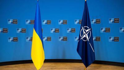 Василий Вовк - Генерал СБУ предупредил, что Украина потеряет территории из-за НАТО - gazeta.ru - Киев - Крым