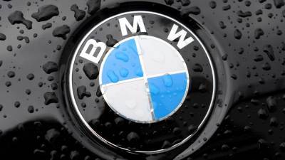 В BMW объяснили, почему так тянут с выпуском своего электромобиля - vesti.ru