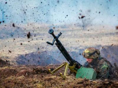 Боевики продолжают обстреливать позиции украинских защитников на Донбассе - lenta.ua - Широкино - населенный пункт Гнутово - Донбасс - Пески