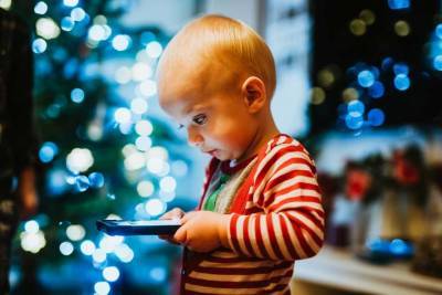 Медики установили, как смартфоны вредят здоровью детей - lenta.ua