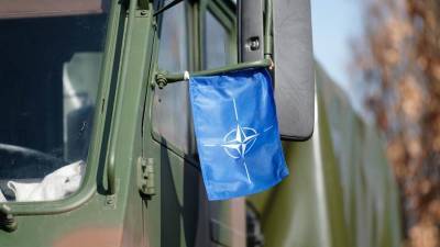 Василий Вовк - Генерал СБУ заявил о возможной потери территорий Украины из-за НАТО - iz.ru - Киев