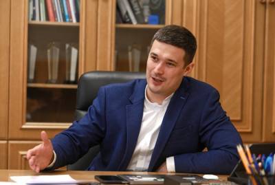 Михаил Федоров - Михаил Федоров рассказал, куда жаловаться, если не будут принимать электронные паспорта - kp.ua