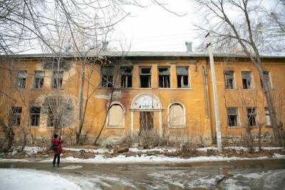 Уральским журналистам напомнили про закон о «фейк ньюс» из-за слова «реновация» - znak.com - Москва - Свердловская обл. - Уральск