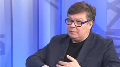 Алексей Мартынов - Политолог Мартынов раскрыл способ избавления от украинской элиты в Крыму - riafan.ru - Москва - Киев - Крым - Забайкальский край