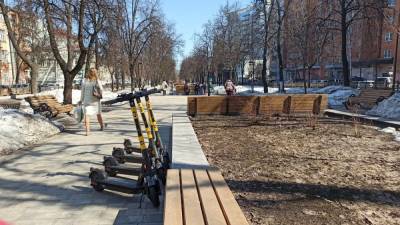 Ограждение сквера на Звездинке начали восстанавливать в Нижнем Новгороде - vgoroden.ru - Нижний Новгород - Нижний Новгород - Благоустройство