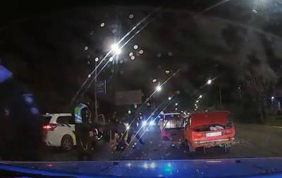 В Павлограде с погоней и стрельбой задержали ВАЗ - korrespondent.net - Днепропетровская обл. - Павлоград - Донецкая обл.