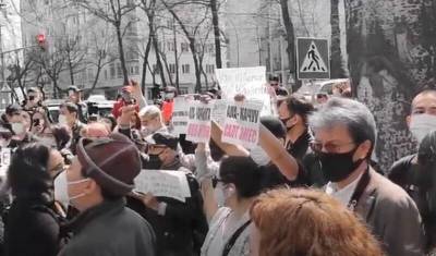 В Бишкеке проходят митинги против похищения невест - newizv.ru - Киргизия - Бишкек