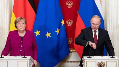 Владимир Путин - Ангела Меркель - Путин и Меркель обсудили по телефону ситуацию в Донбассе - russian.rt.com - Киев - Донецк - Луганск