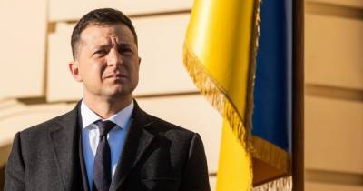 Владимир Зеленский - Виктор Янукович - Николай Азаров - Зеленский не подписал санкции СНБО против Януковича, которым он "удивился" из-за позднего принятия - focus.ua