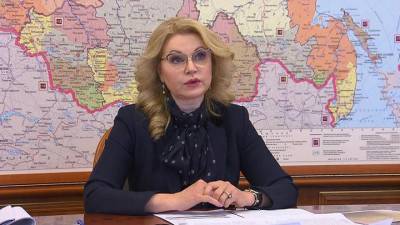 Владимир Путин - Татьяна Голикова - Голикова: все больше семей получают маткапитал и пособия, рождаемость начала расти - vesti.ru