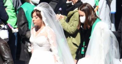 Ридли Скотт - Адам Драйвер - Леди Гага - Маурицио Гуччи - Патриция Реджани - Леди Гага появилась в свадебном платье на съемках фильма "Дом Гуччи" - focus.ua - Рим