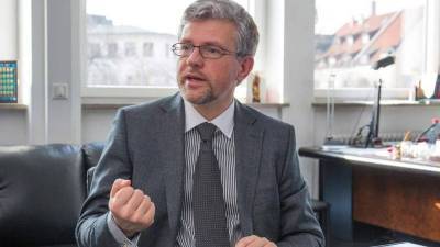 Владимир Путин - Ангела Меркель - Андрей Мельник - Посол Украины в Германии потребовал от Меркель «полного разрыва отношений с РФ» и введения «газового эмбарго» - newdaynews.ru - Берлин