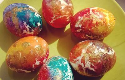 Как красиво раскрасить яйца на Пасху: пошаговая инструкция - 24tv.ua