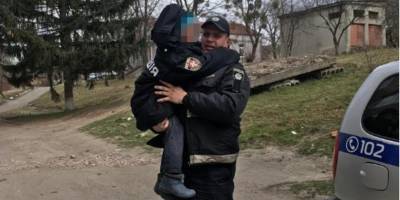 На Волыни нашли ребенка, который 15 часов бродил по лесу, его нашли кинолог с собакой, фото, видео - ТЕЛЕГРАФ - telegraf.com.ua - Волынская обл.
