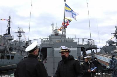 Владимир Зеленский - Украина без предупреждения начала военные учения в Черном море - aif.ru - Канада - Херсон - Одесса - Черноморск