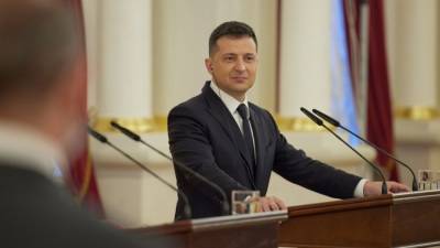 Зеленский - Константин Бондаренко - Александр Тупицкий - Политолог Бондаренко указал на склонность Зеленского к авторитарным шагам - newinform.com - Украина