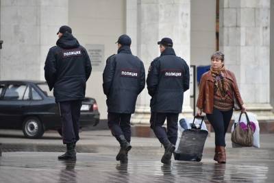 Более тысячи человек задержали столичные полицейские за попрошайничество на улицах города - vm.ru - Москва