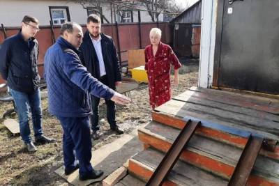 Депутаты помогут сделать пандус к дому тамбовского поэта - tambov.mk.ru - Тамбов