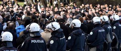 В Черногории начался массовый протест против предоставления гражданства россиянам - runews24.ru - Черногория - Подгорица