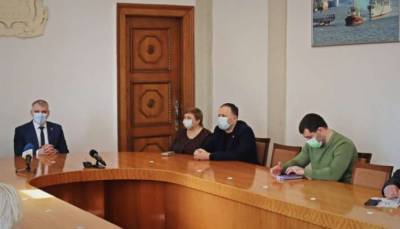 Александр Сенкевич - В Николаеве бизнесменов «освободили» от налога на землю - lenta.ua - Николаев