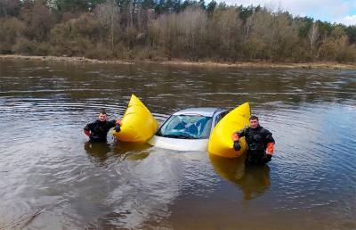 В Гродно спасатели вытащили из Немана утонувший Volkswagen - ont.by