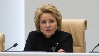 Матвиенко: Россия выходит из пандемии с меньшими потерями, чем у других стран - vesti.ru