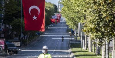 Отдых в Турции в 2021 году под угрозой - страну могут закрыть для приезжих из-за коронавируса - ТЕЛЕГРАФ - telegraf.com.ua - Турция - Стамбул