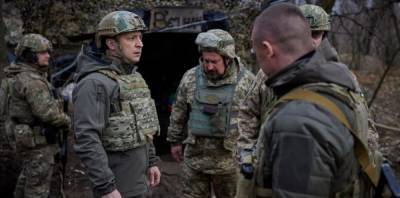 Владимир Зеленский - Зеленский продолжает обострять ситуацию на линии фронта - politnavigator.net - Украина - Киев - ЛНР - Донбасс