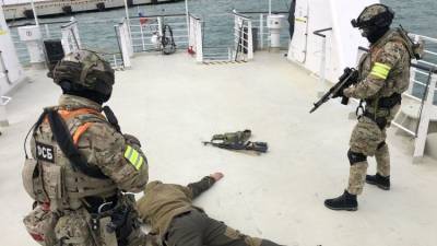 В Черном море пограничники "освободили" судно от террористов - фото - crimea.ria.ru - Крым - Краснодарский край - Симферополь - Сочи