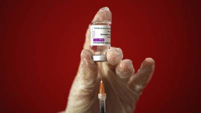 Оливья Веран - Привитых AstraZeneca французов уколют другой вакциной - vesti.ru - Австрия