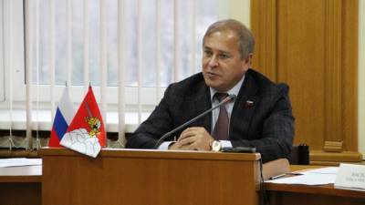Вологодского депутата подозревают в мошенничестве на 15 миллионов - vesti.ru - Вологда