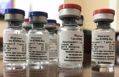 Йенс Шпан - Немцы хотят прививаться «Спутником V», а в США выявили побочные эффекты ещё у одной западной вакцины - news-front.info - США