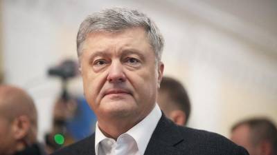 Петр Порошенко - Порошенко шокирован новым названием проспекта Бандеры - sharij.net