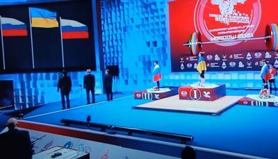 Украинская чемпионка подняла сине-желтый флаг над Москвой, став лучше россиянок: кадры триумфа - politeka.net - Москва