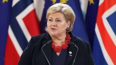 Эрна Сульберг - Премьер-министра Норвегии оштрафували за нарушение карантинных ограничений - lenta.ua - Норвегия - Премьер-Министр