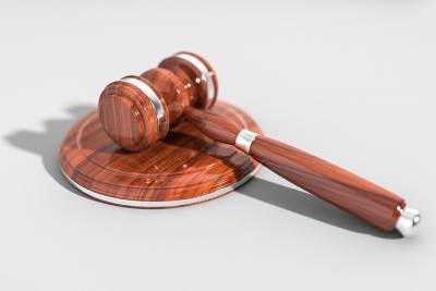 Иностранца приговорили к 18 годам колонии за убийство, изнасилование и грабежи - vm.ru - Москва - Азербайджан