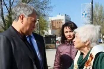 Вячеслав Володин - 90-летняя саратовчанка отчитала Вячеслава Володина за воровство чиновников и бедность в стране - vologda-poisk.ru