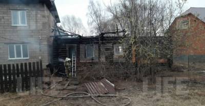 Смертоносный пожар под Пермью: в огне погибли шестеро взрослых и двое детей - reendex.ru - Пермь - Пермский край