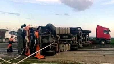 Врачи борются за жизни подростков, пострадавших в аварии с автобусом на трассе Астрахань — Ставрополь - 1tv.ru - Астрахань - Ставрополь