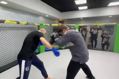 Рамзан Кадыров - Хамзат Чимаев - Кадыров опубликовал видео своего боя с новым Хабибом Чимаевым - mk.ru - респ. Чечня