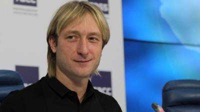 Александра Трусова - Евгений Плющенко - Евгений Плющенко объявил об окончании контракта с фигуристкой Трусовой - polit.info